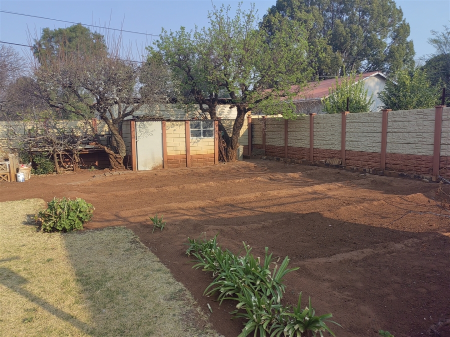 5 Bedroom Property for Sale in Parys Free State